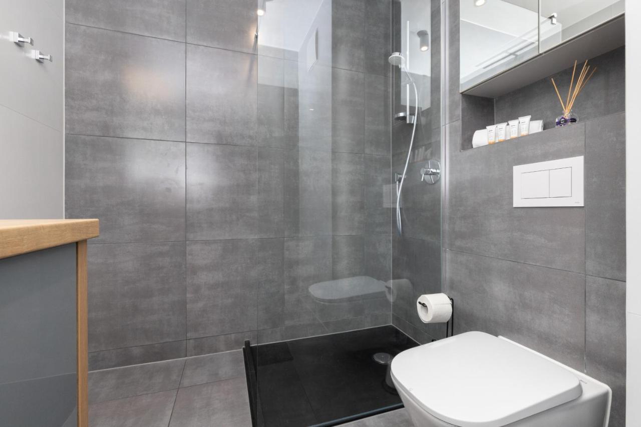 Apartament Przystan Letnica By Noclegi Renters Гданск Екстериор снимка